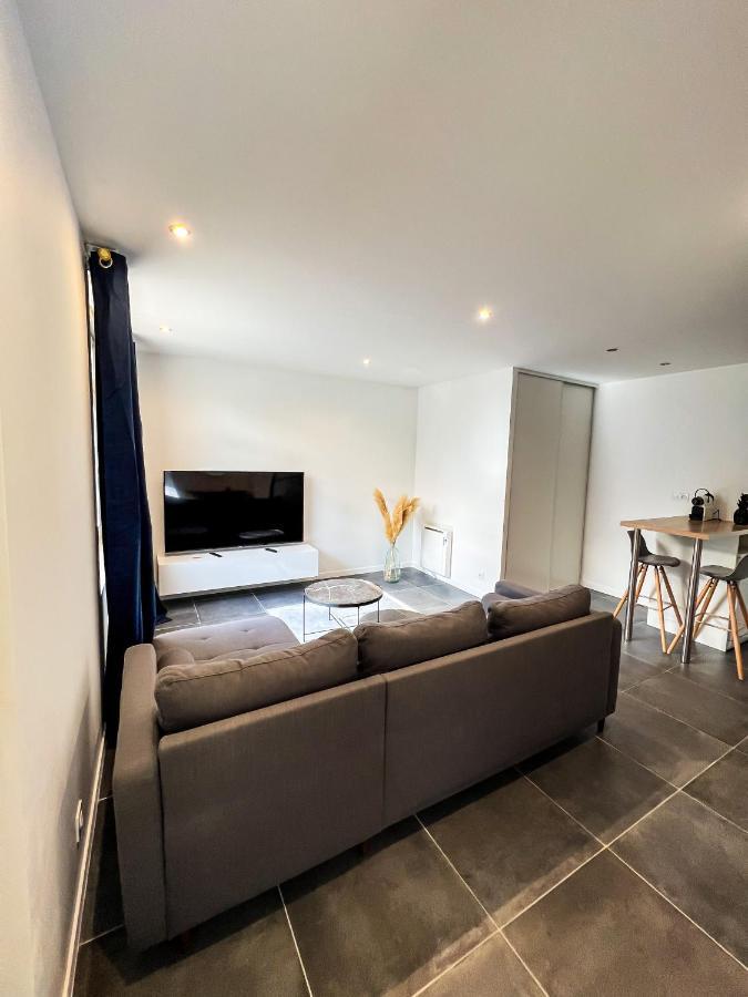 Charmant Appartement Au Coeur De Блоа Екстериор снимка